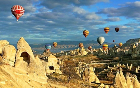 Uçhisar-Kapadokya-Türkiye'de gezilecek yerler-Göreme Milli Parkı
